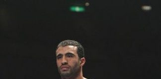 Badr Hari va monter sur le ring mais contre un inconnu : Arnold Oborotov