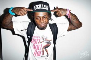 Lil Wayne signe la bombe Stephanie Acevedo chez YMCMB !
