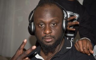 Barack Adama s'en prend à Kevin Razy en l'insultant