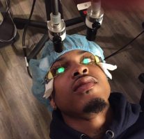 August Alsina aveugle ?