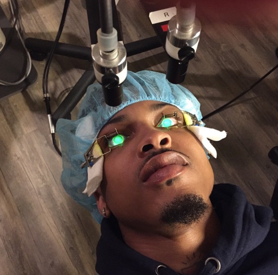 August Alsina aveugle ?