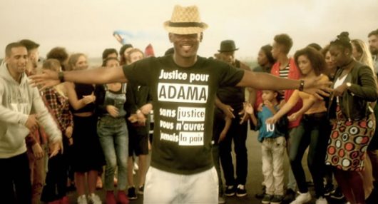Black M : le t-shirt Justice pour Adama du Je suis chez moi censuré à la TV