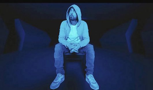 Eminem : qui peut rapper plus vite que lui ? Il vous défie au Godzilla Challenge !