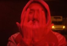Sneazzy met le feu avec un feestyle inédit « Y a que quand vous faites le signe JuL que vous vous serrez les coude »