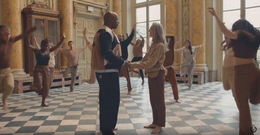 Oxmo Puccino donne les droits de sa chanson « Tendrement » à la Maison des femmes [Clip]