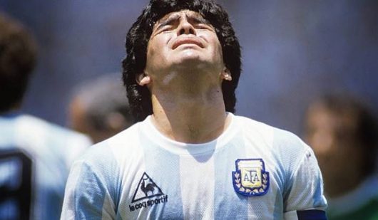 Les rappeurs rendent hommage à Diego Maradona décédé à l'âge de 60 ans