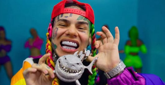 6ix9ine : Les rappeurs ne veulent plus collaborer avec lui