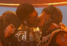 Lil Nas X embrasse un danseur aux Bet Awards, Diddy réagit