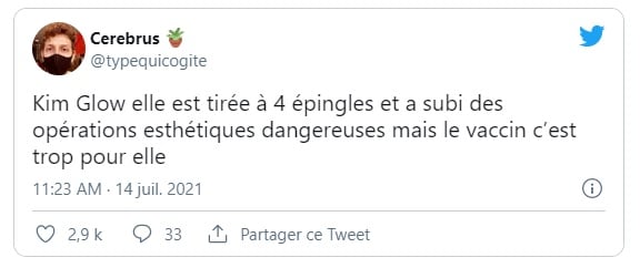 Kim Glow milite contre la vaccination et se fait détruire par les Twittos