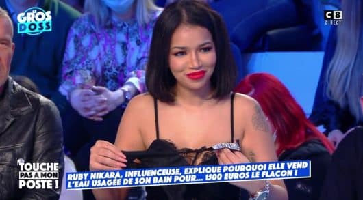 Ruby Nikara vend l'eau de son bain à 1500 euros et ses ses culottes sales