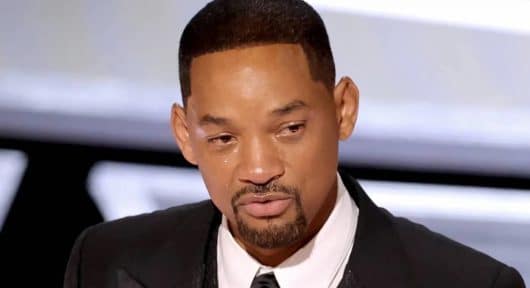 Will Smith devient la risée du web après sa gifle à Chris Rock