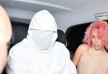Bianca Censori s’exhibe encore dans une tenue osée transparente