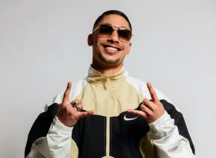Maes N°1 avec les ventes de l'album La Vie Continue