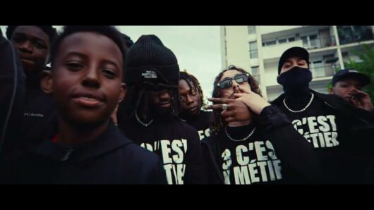 Hornet La Frappe invite Stavo